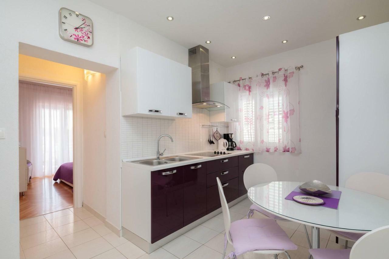 Gem Of The Sea Luxury Beach Apartment With Brand New Heating Infinity Pool Trogir Exteriör bild